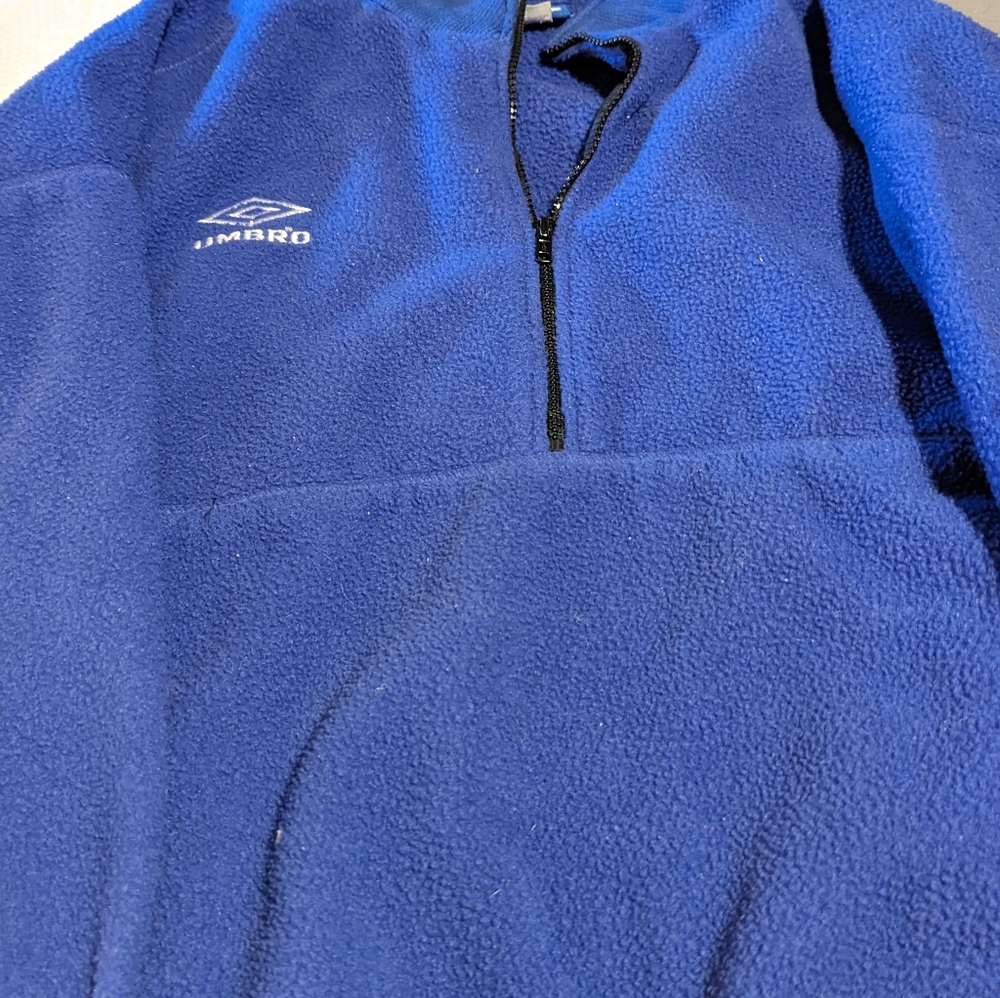 Pullover fleece